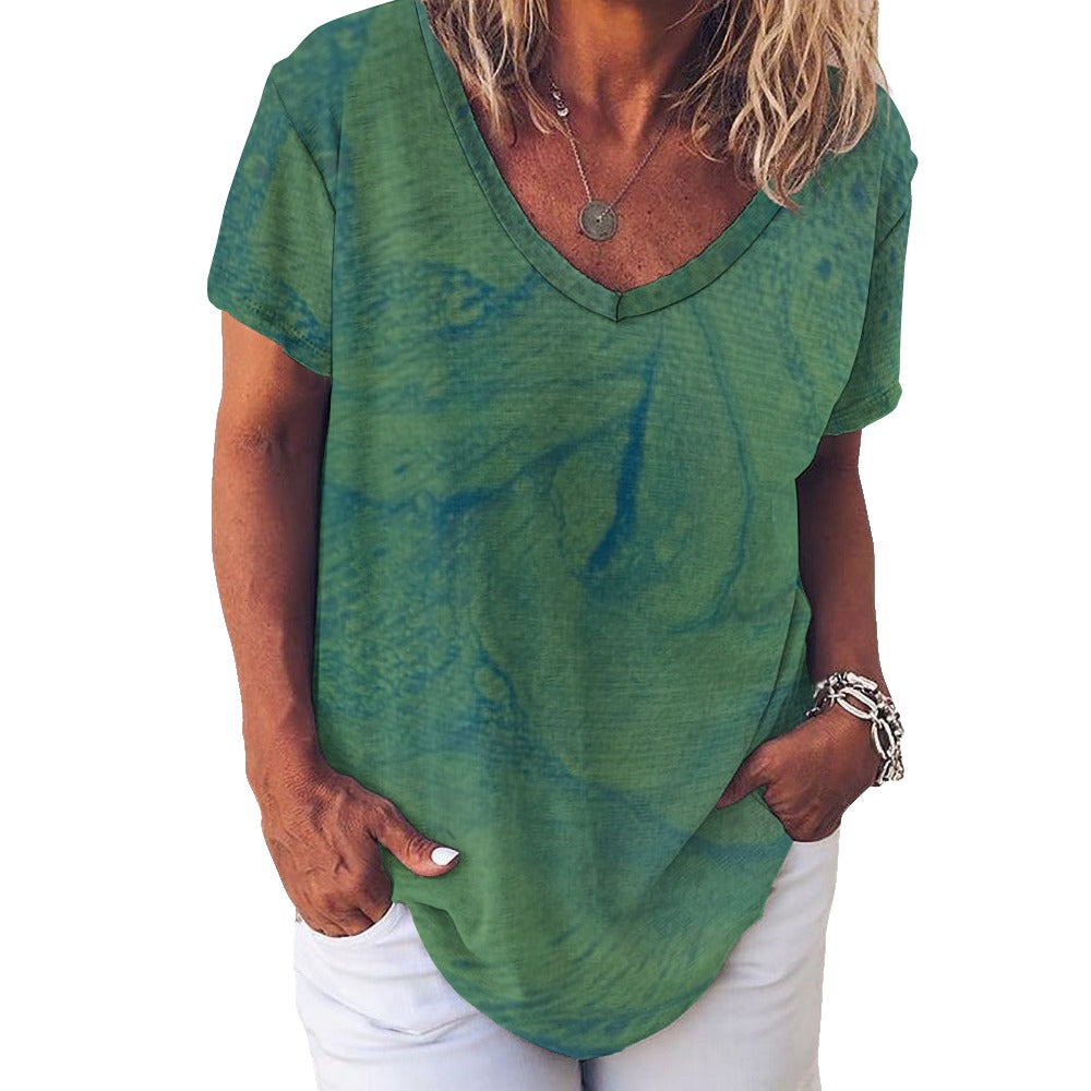 Women’s Printed V-Neck Tee Standing Ovation Series