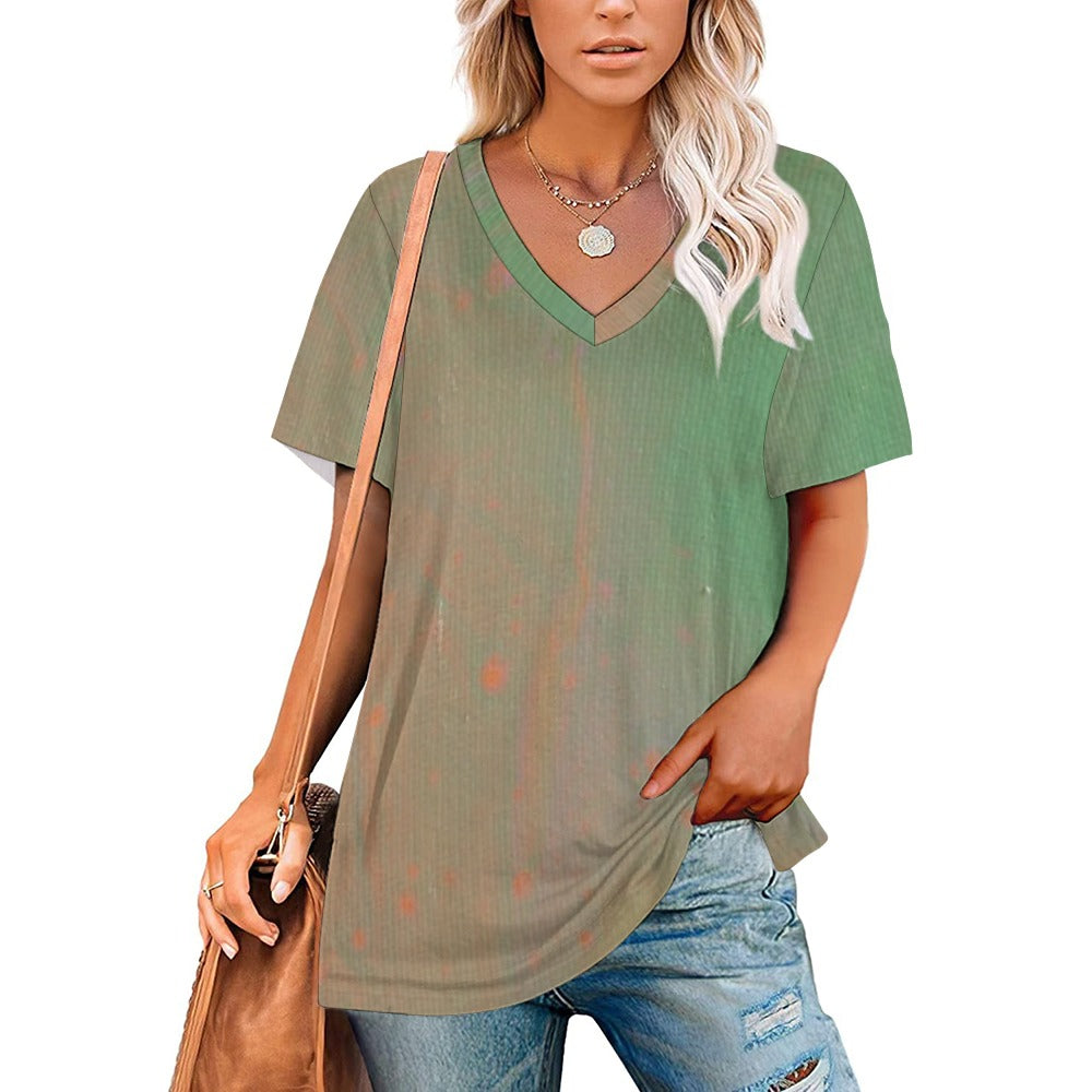 Women’s Printed V-Neck Tee Standing Ovation Series